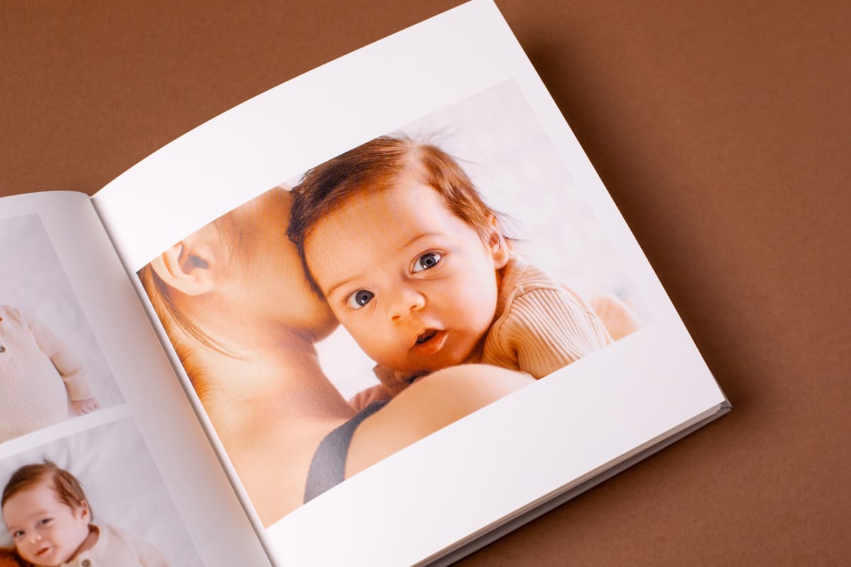 Comment créer un album photo de la naissance de votre bébé